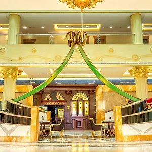 Отель Grand Excelsior Al Barsha
